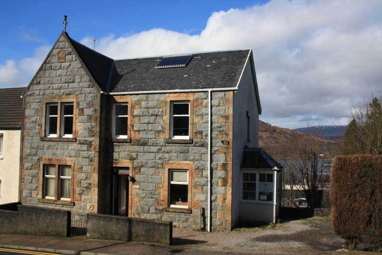 Old Harbour Master'S Self-Catering Apartment Fort William Exterior photo